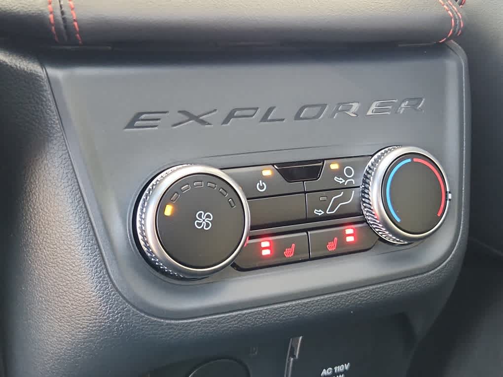 2026 Ford Explorer ST - Photo 9