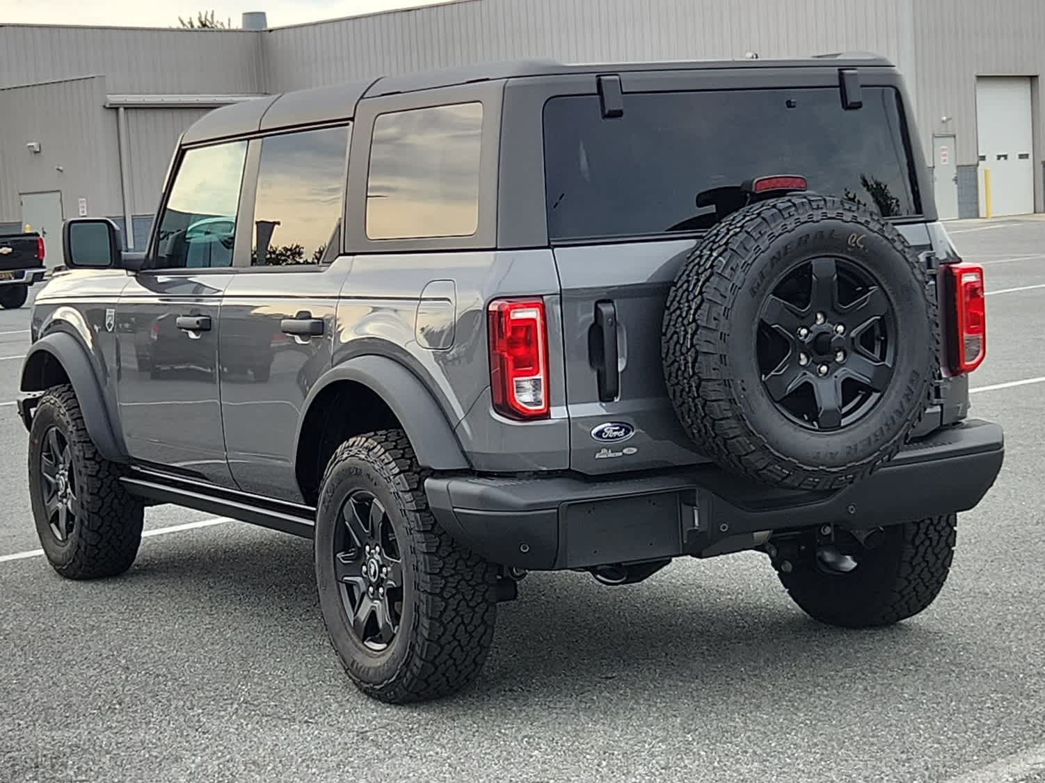 2025 Ford Bronco Big Bend photo 4