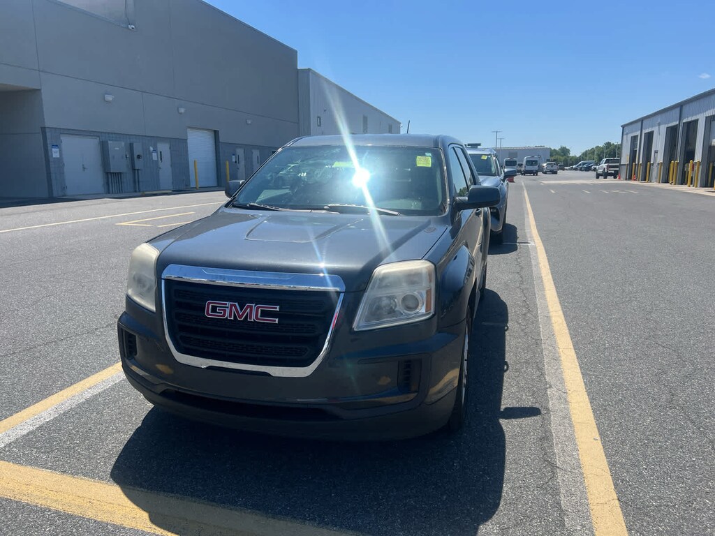 Used 2017 GMC Terrain SLE SUV