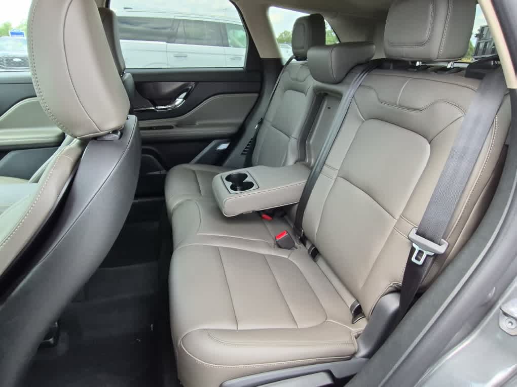 2026 Lincoln Corsair Premiere - Photo 7