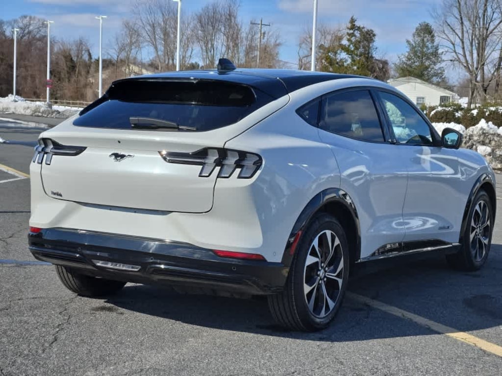 Used 2021 Ford Mustang Mach-E Premium SUV