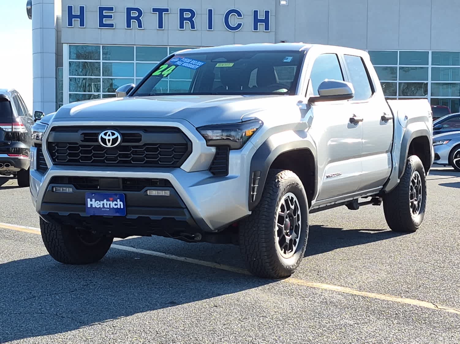 2024 Toyota Tacoma TRD Off Road's photo