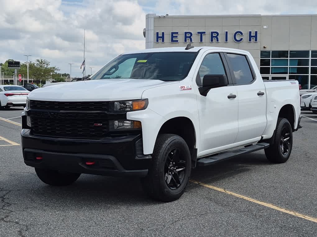 Summit White 2021 Chevrolet Silverado 1500 Pickup Truck Four-Wheel Drive Automatic