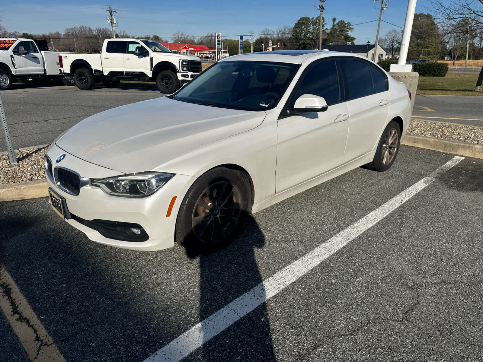 2018 BMW 3 Series 320i's photo