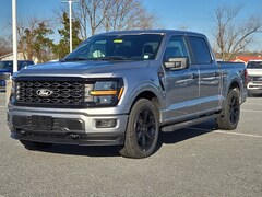 2025 Ford F-150 STX 4WD Supercrew 5.5 Box 4WD SuperCrew 5.5 Box