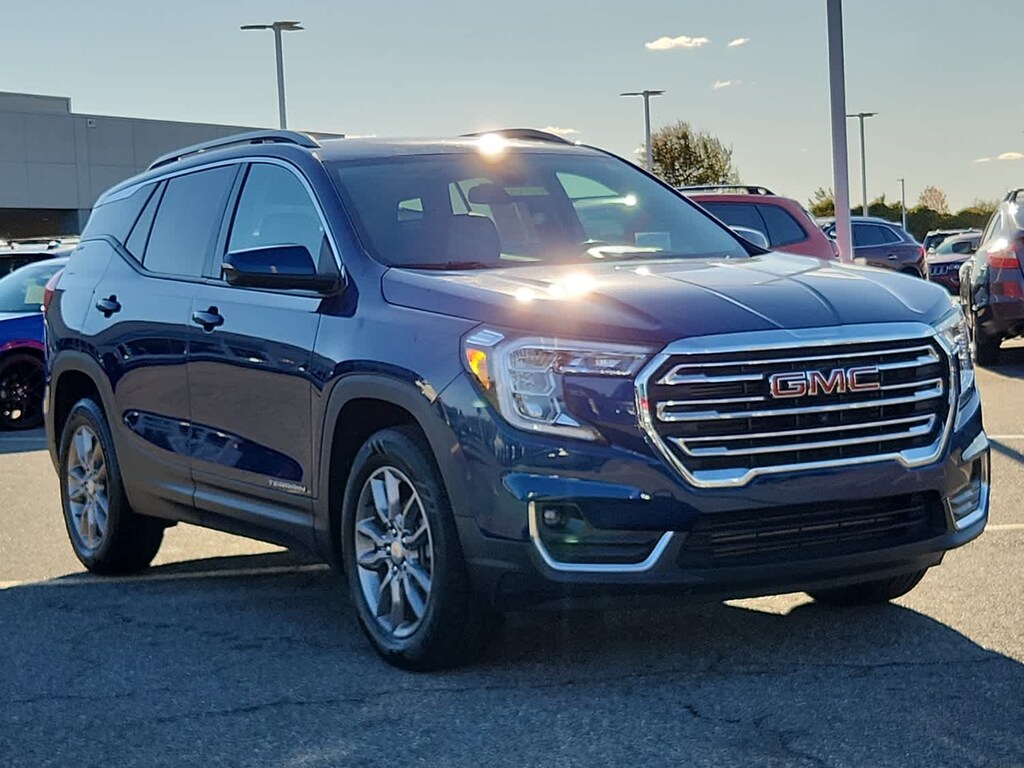 Used 2022 GMC Terrain SLT SUV