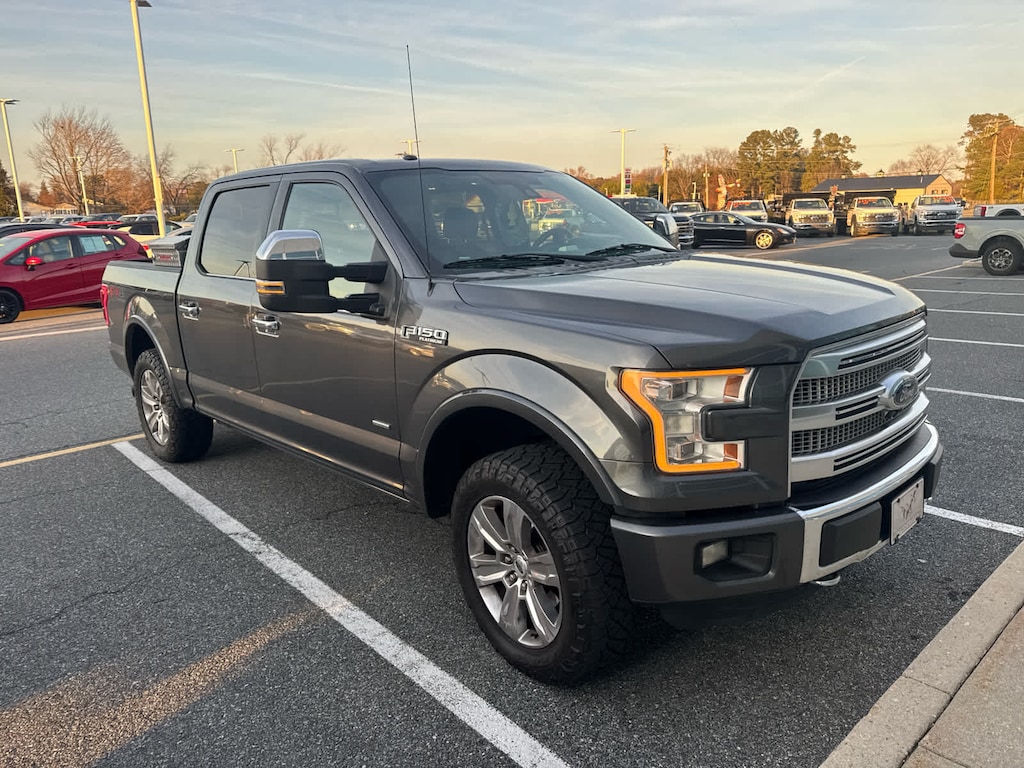 Used 2015 Ford F-150 Platinum 4WD Supercrew 145 Truck SuperCrew Cab