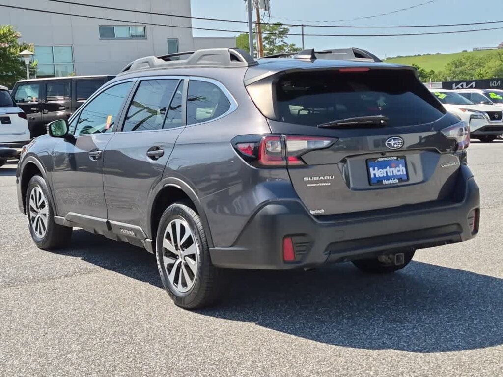 Used 2020 Subaru Outback Premium SUV