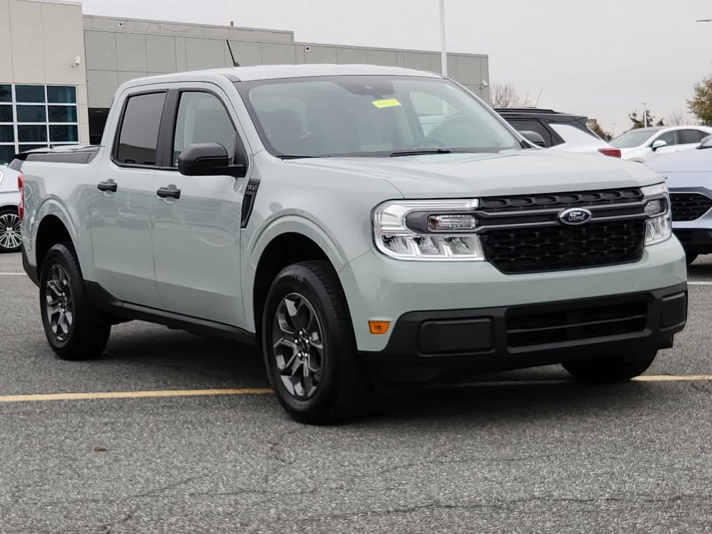 Certified 2023 Ford Maverick XLT FWD Supercrew Truck SuperCrew