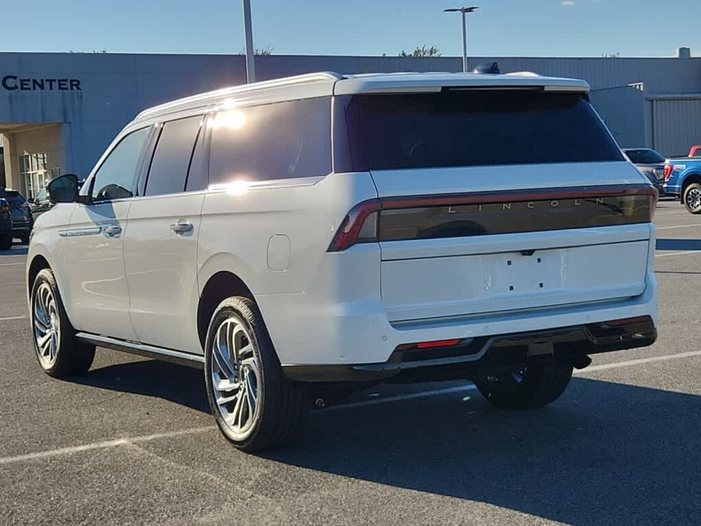 New 2025 Lincoln Navigator L Reserve 4x4
