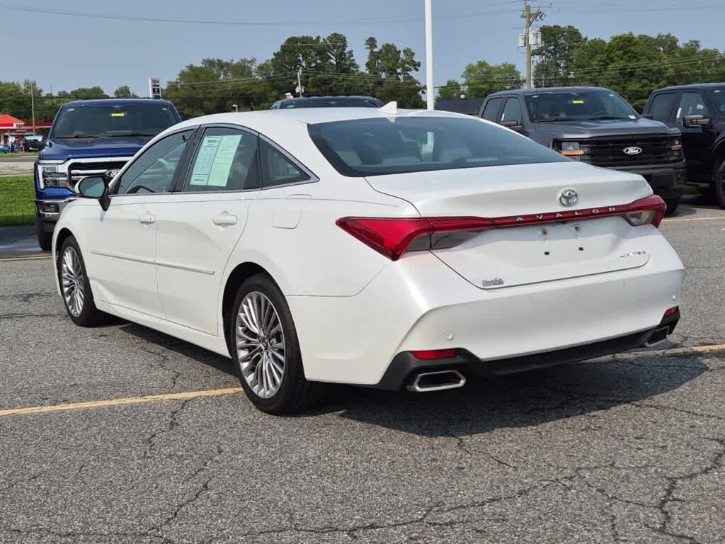 Used 2019 Toyota Avalon Limited Sedan