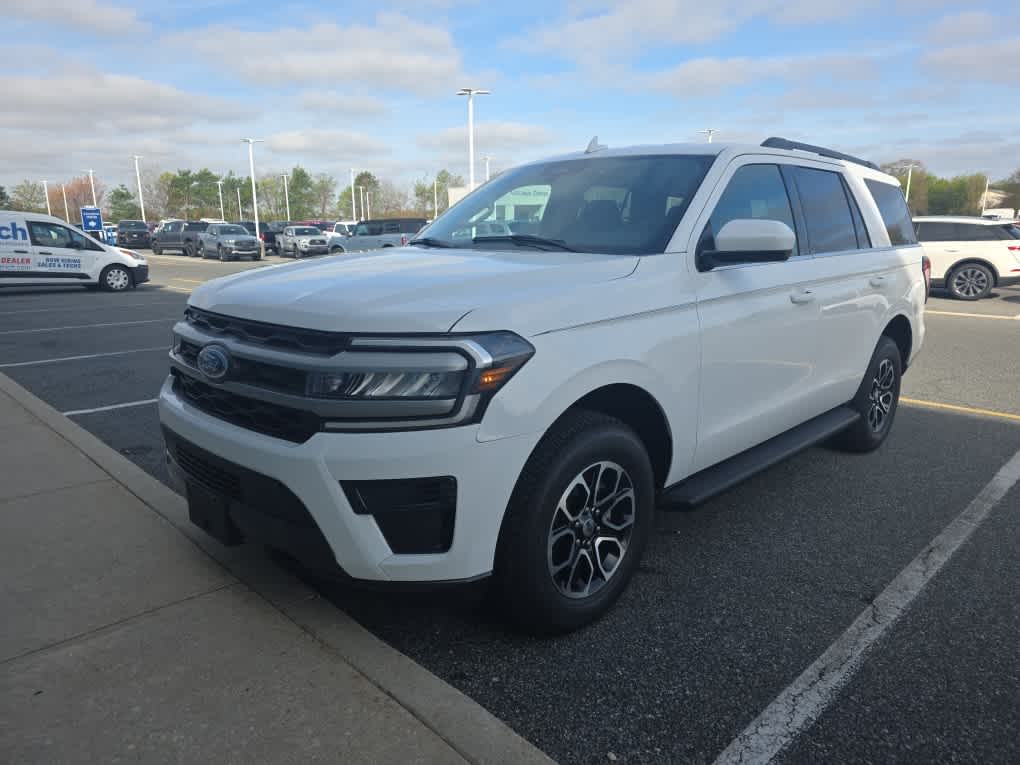 2023 Ford Expedition XLT 4x4's photo