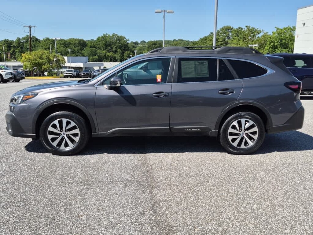 Used 2020 Subaru Outback Premium SUV