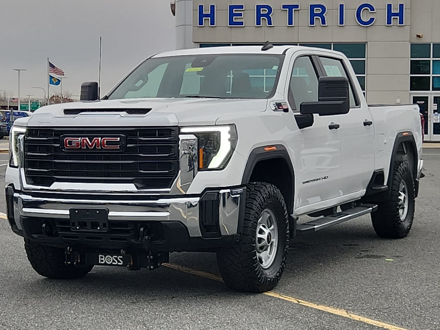 2024 GMC Sierra 2500HD Pro's photo