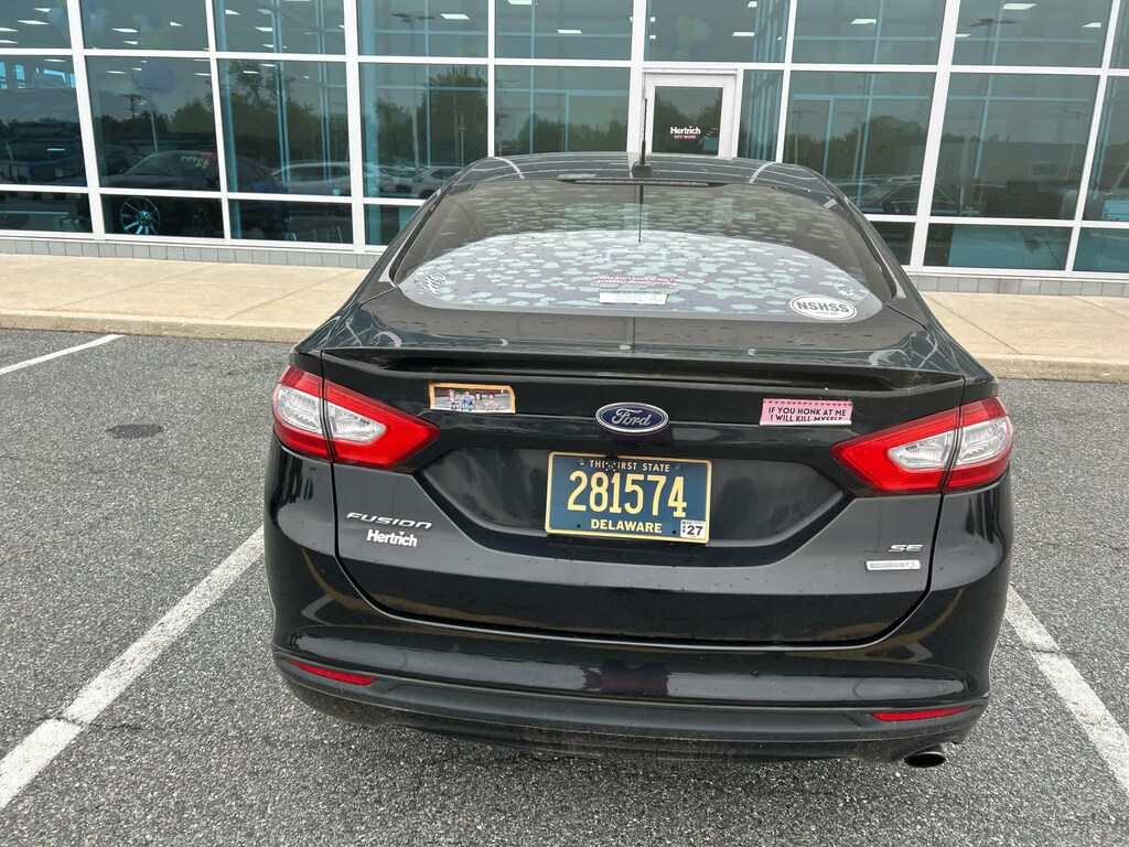 Used 2014 Ford Fusion SE Sedan