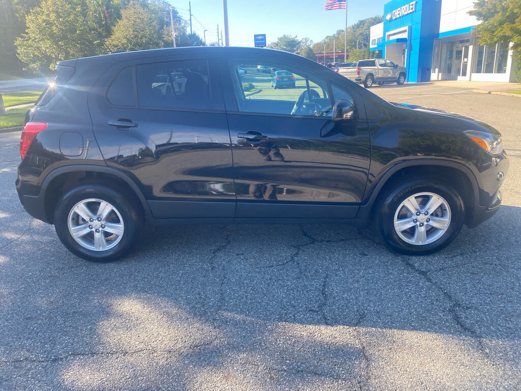Used 2021 Chevrolet Trax LS SUV