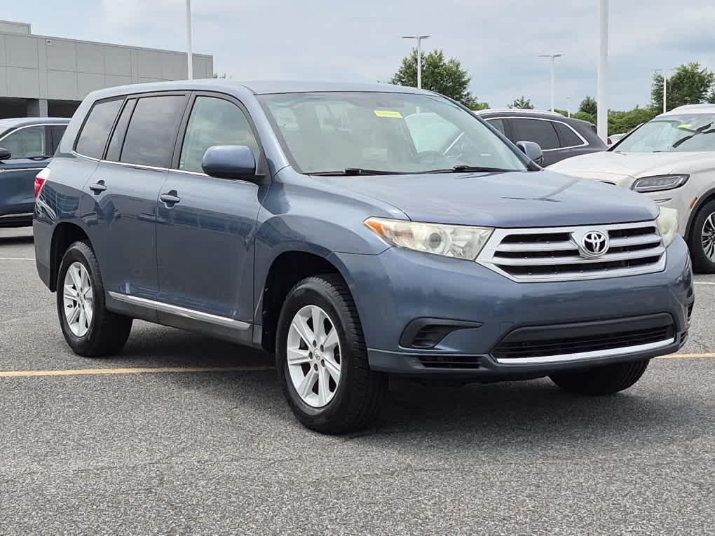 Used 2013 Toyota Highlander Base with VIN 5TDBK3EH8DS198896 for sale in Milford, DE