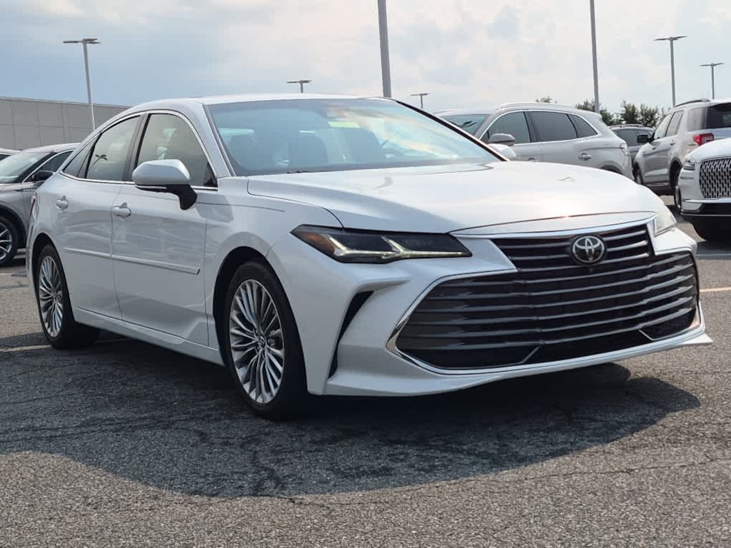 Used 2019 Toyota Avalon Limited Sedan