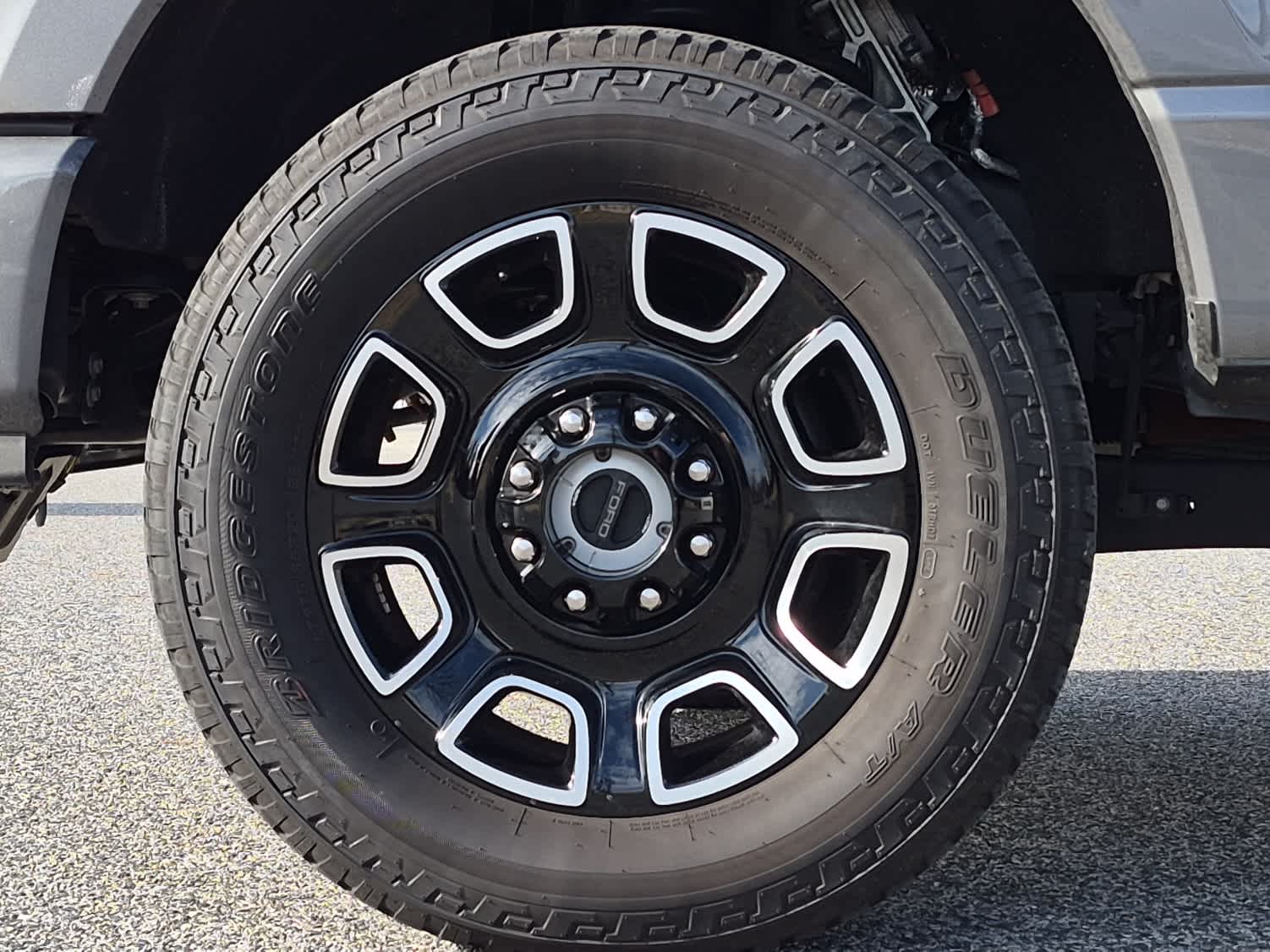 2025 Ford F-250 Super Duty Platinum - Photo 6