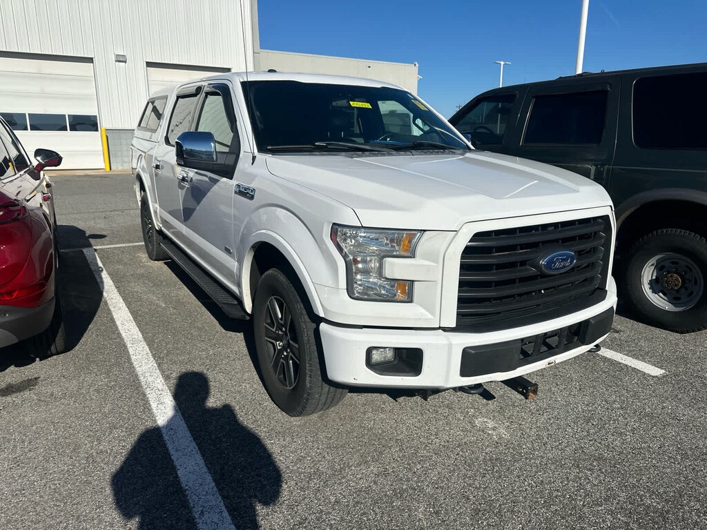 Used 2015 Ford F-150 XLT 4WD Supercrew 145 Truck SuperCrew Cab