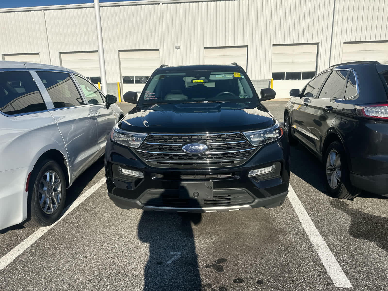 2023 Ford Explorer XLT's photo