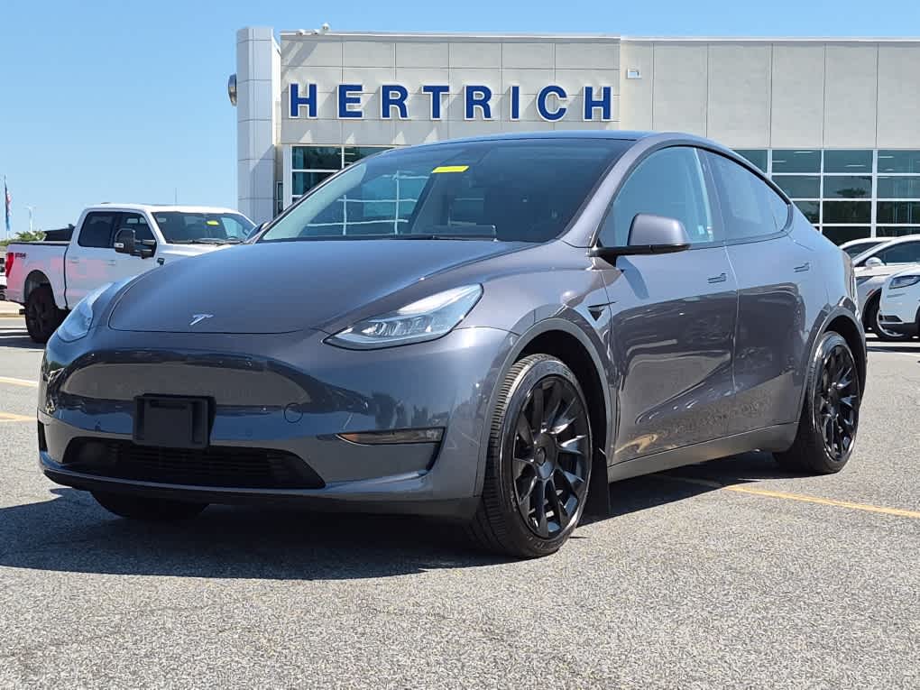 2021 Tesla Model Y Long Range Dual Motor All-Wheel Drive's photo