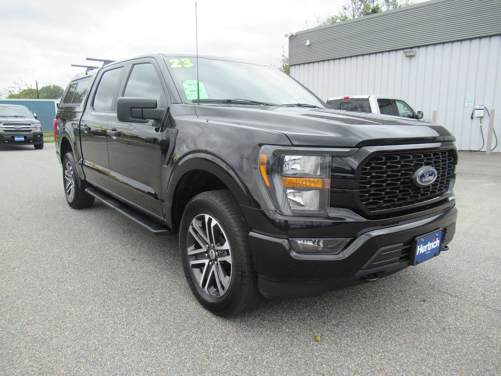 Used 2023 Ford F-150 XL 4WD Supercrew 5.5 Box Truck SuperCrew Cab