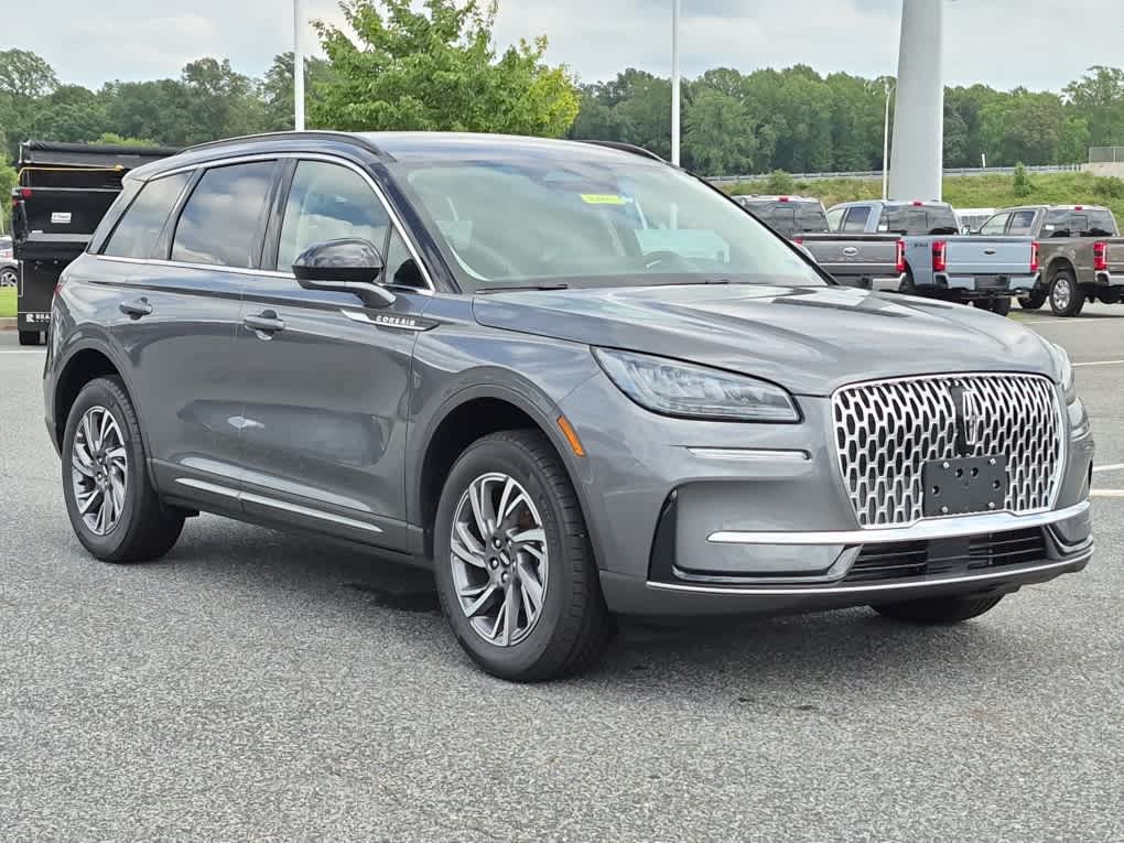 2026 Lincoln Corsair Premiere - Photo 2