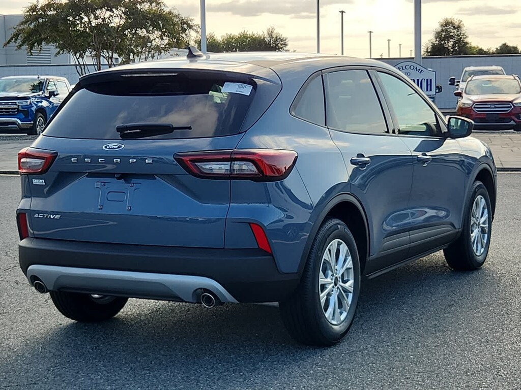 New 2025 Ford Escape Active FWD