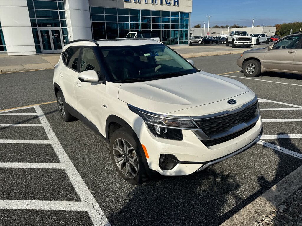Used 2021 Kia Seltos EX SUV
