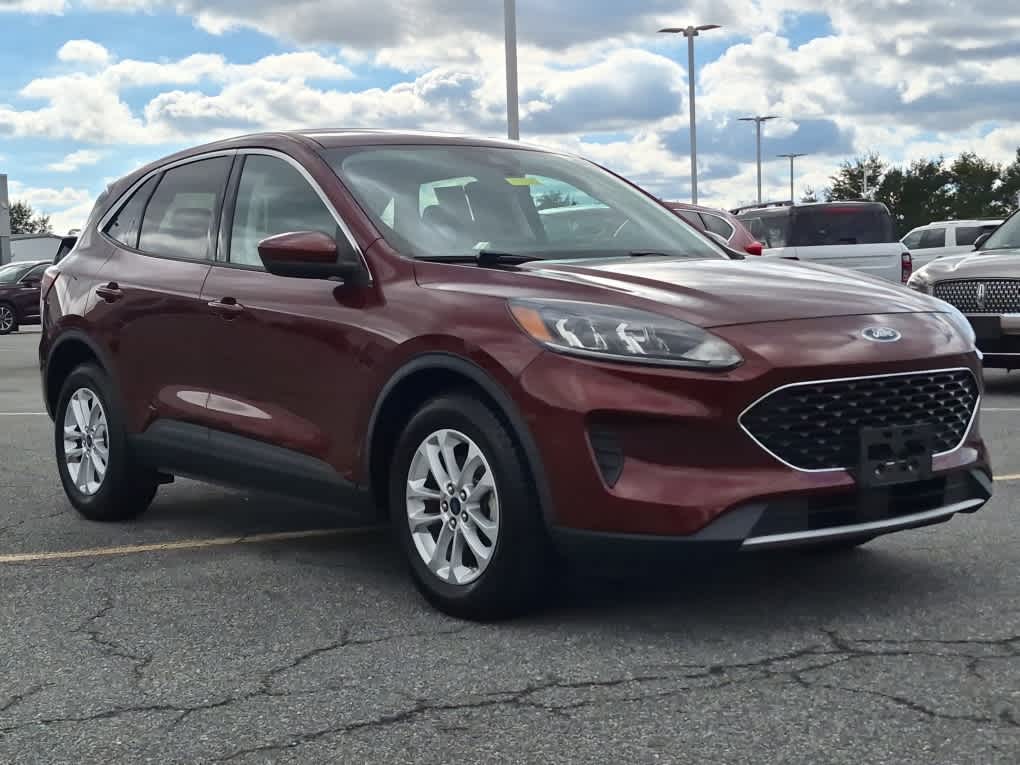 Used 2021 Ford Escape SE with VIN 1FMCU0G6XMUA25400 for sale in Milford, DE