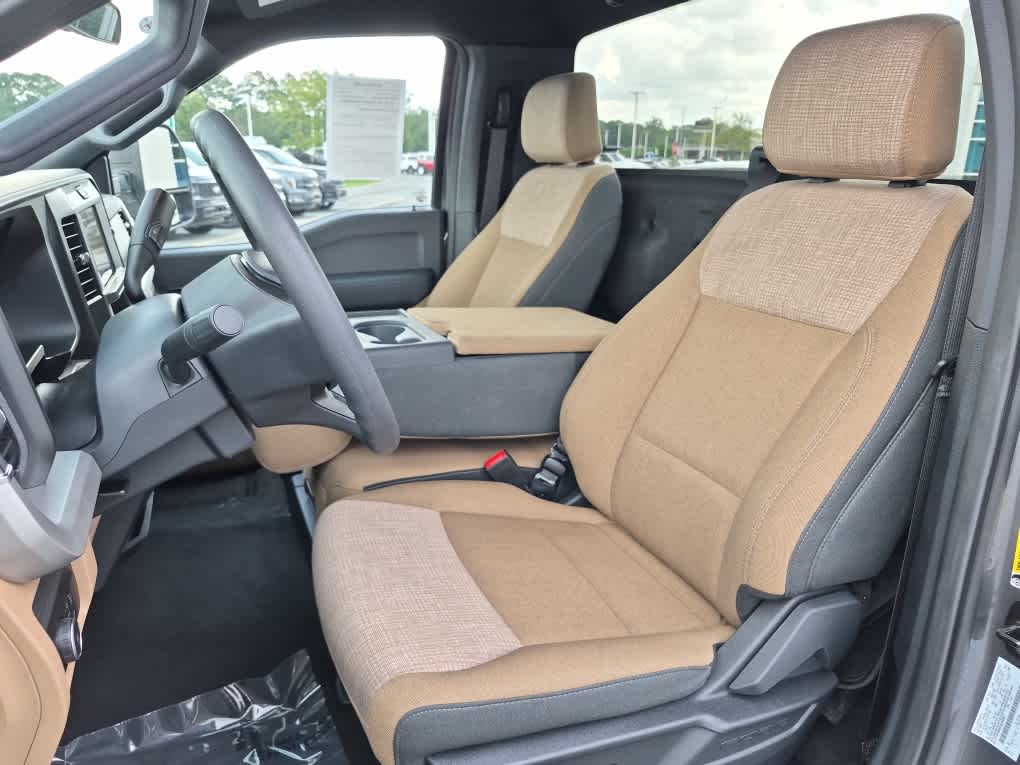 2026 Ford F-350 Super Duty XLT - Photo 8