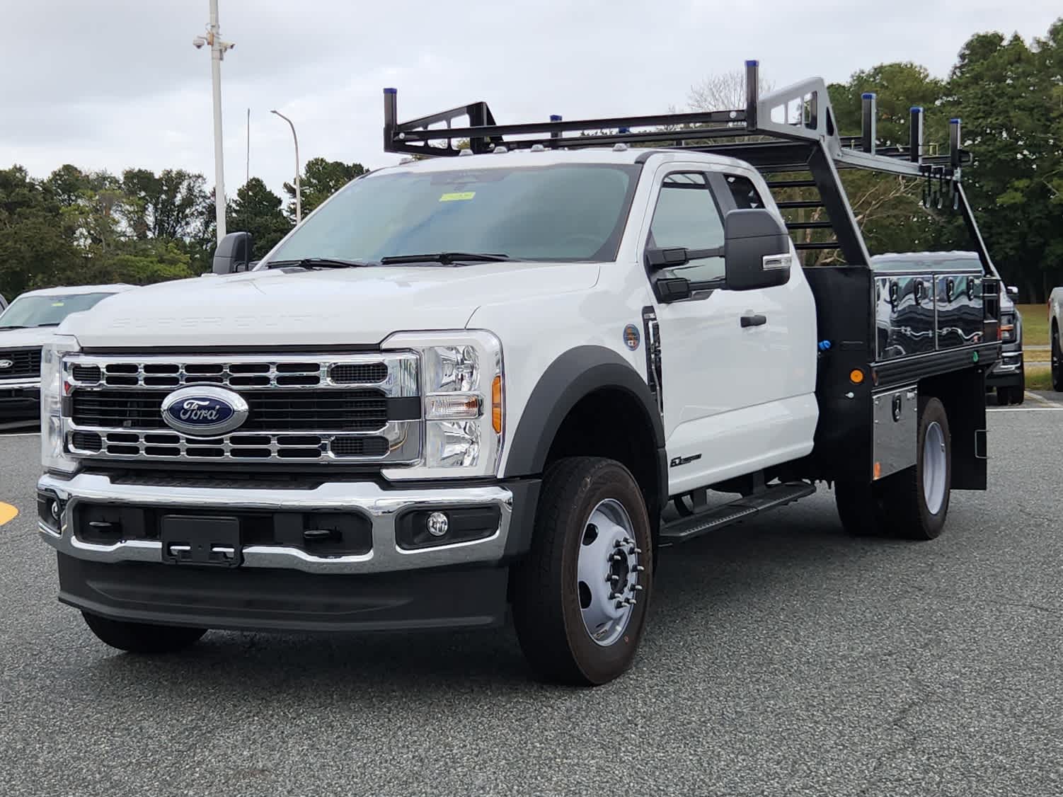 2024 Ford F-450 XL 4x4 SuperCab 168-In DRW's photo