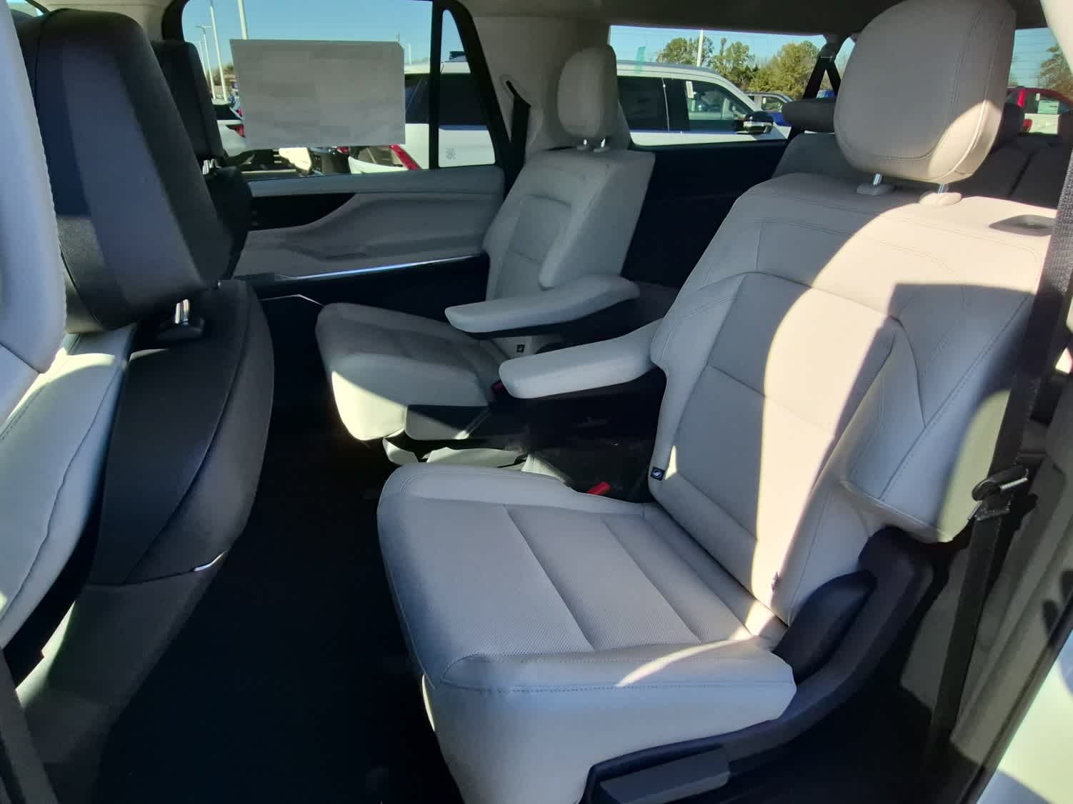 2026 Lincoln Navigator Premiere L - Photo 8