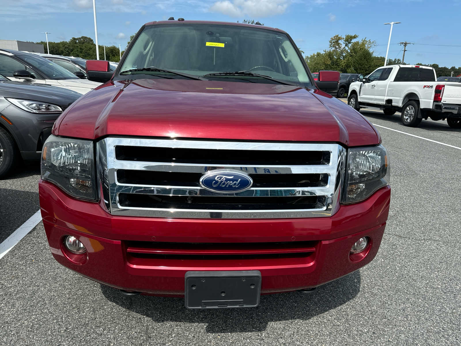 Used 2013 Ford Expedition Limited with VIN 1FMJU2A50DEF55839 for sale in Milford, DE