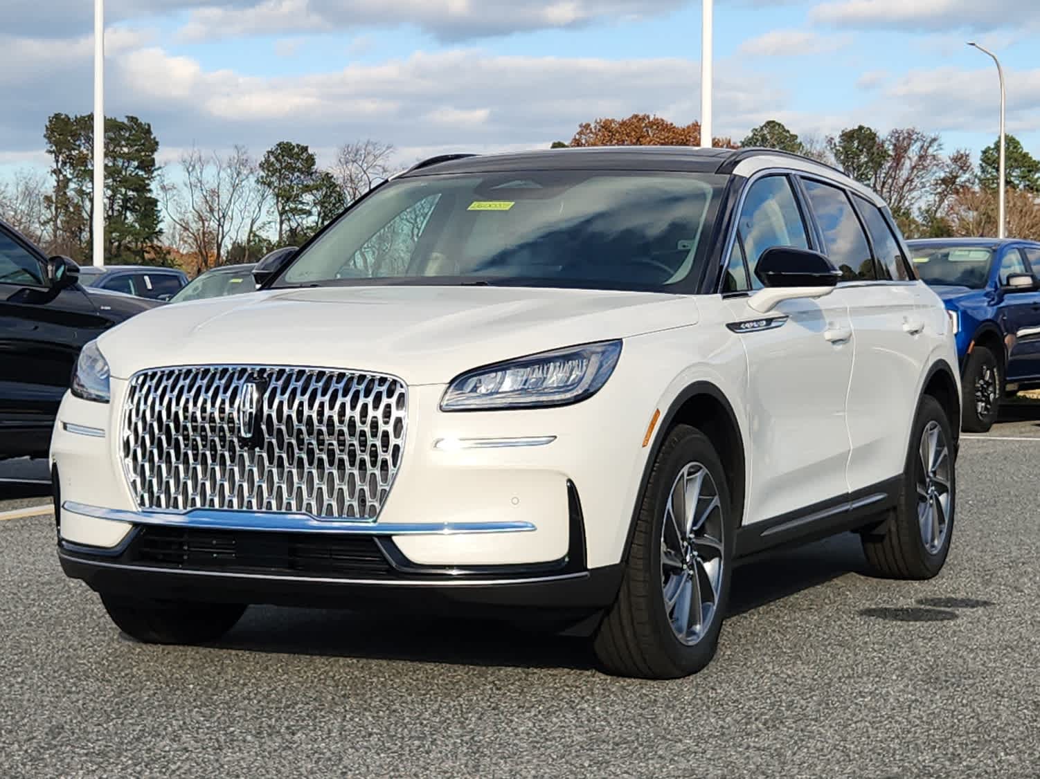 2026 Lincoln Corsair Premiere's photo