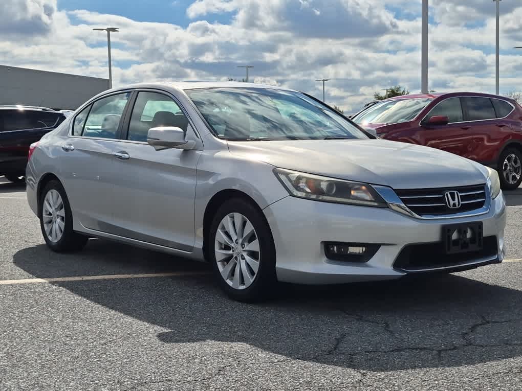 Used 2014 Honda Accord EX-L with VIN 1HGCR2F84EA042752 for sale in Milford, DE
