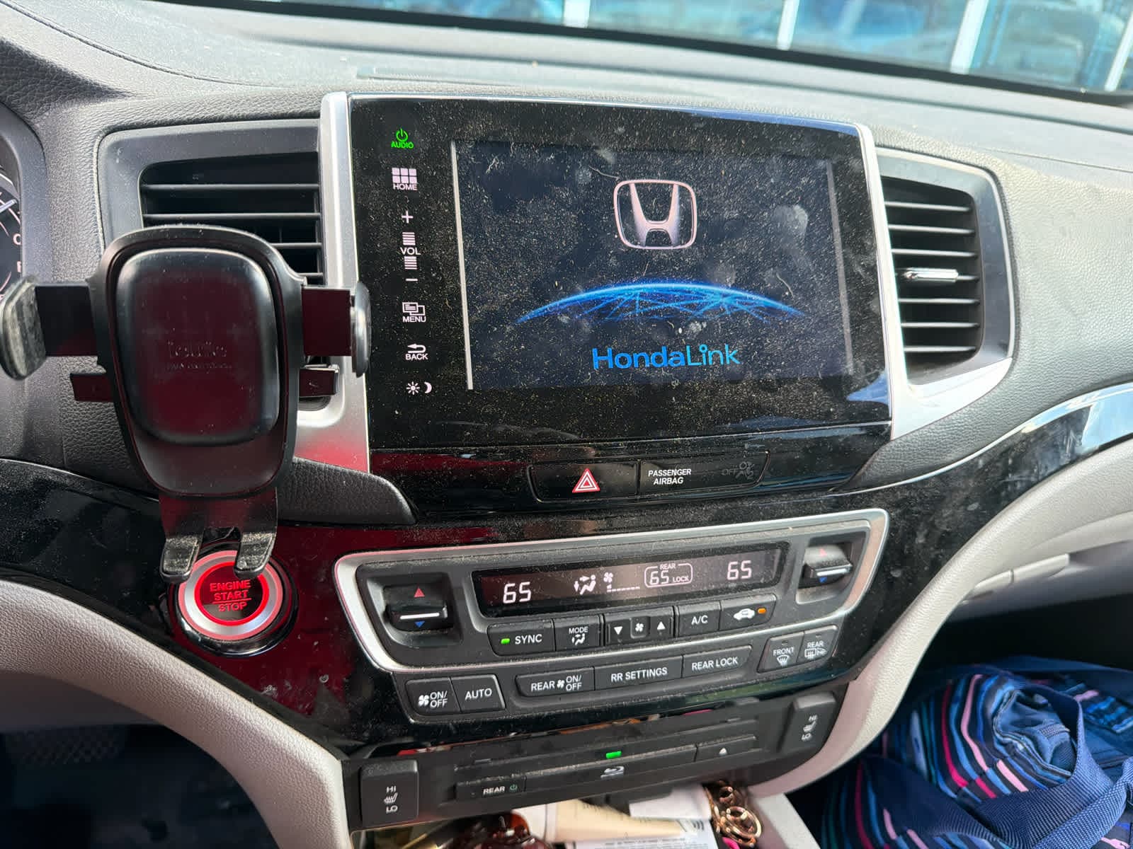 Used 2016 Honda Pilot Touring with VIN 5FNYF6H93GB124962 for sale in Milford, DE