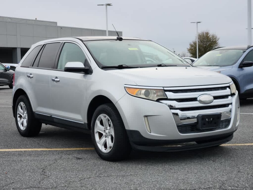 Used 2011 Ford Edge SEL SUV