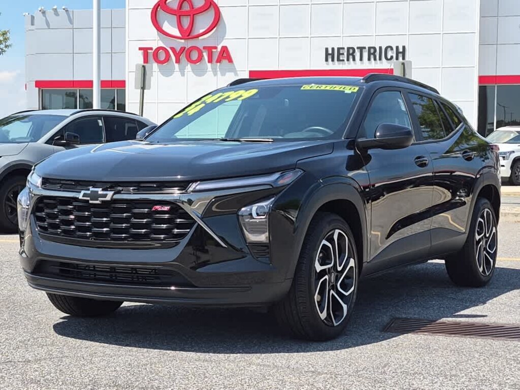 Used 2024 Chevrolet Trax 2RS SUV