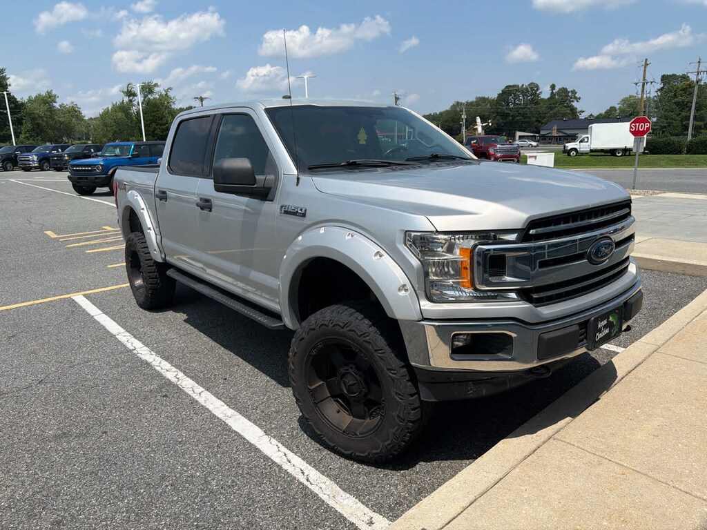 Used 2018 Ford F-150 XLT 4WD Supercrew 5.5 Box Truck SuperCrew Cab