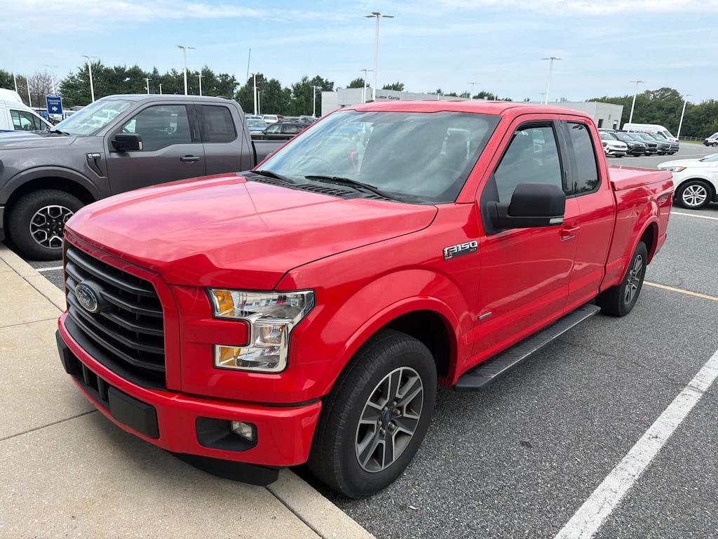 Used 2015 Ford F-150 XLT 2WD Supercab 145 Truck SuperCab Styleside