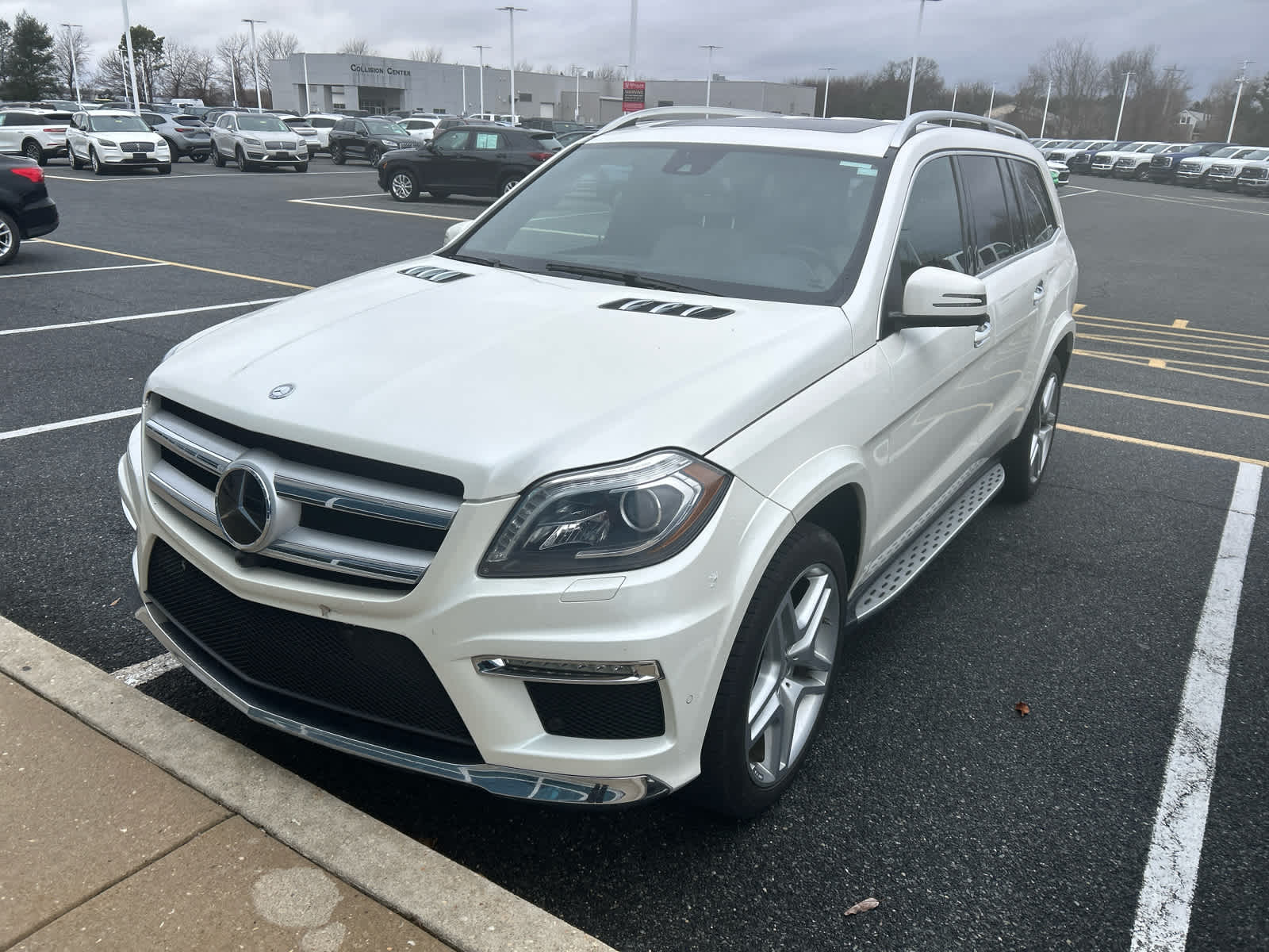 2014 Mercedes-Benz GL-Class GL550's photo