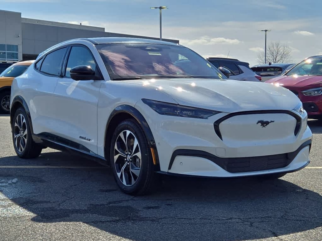 Used 2021 Ford Mustang Mach-E Premium SUV