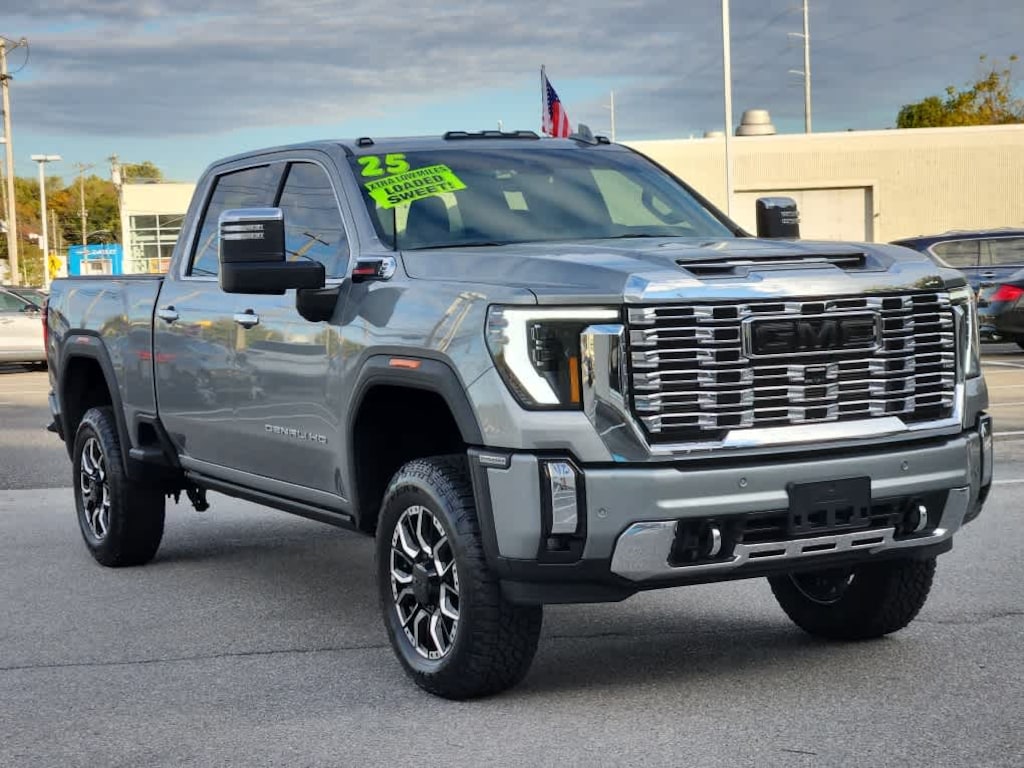 Used 2025 GMC Sierra 2500HD Denali 4WD Crew Cab 159 4WD Crew Cab 159