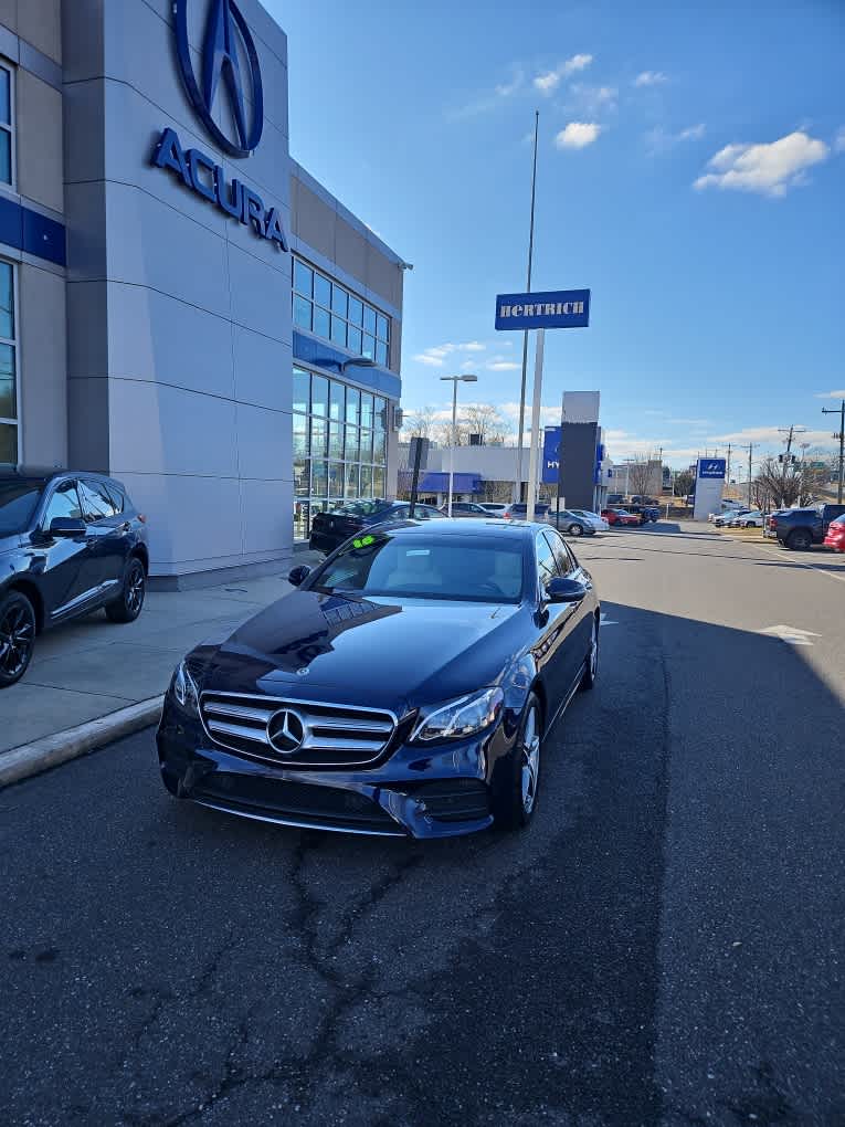 2018 Mercedes-Benz E-Class E 300 4MATIC Sedan AWD