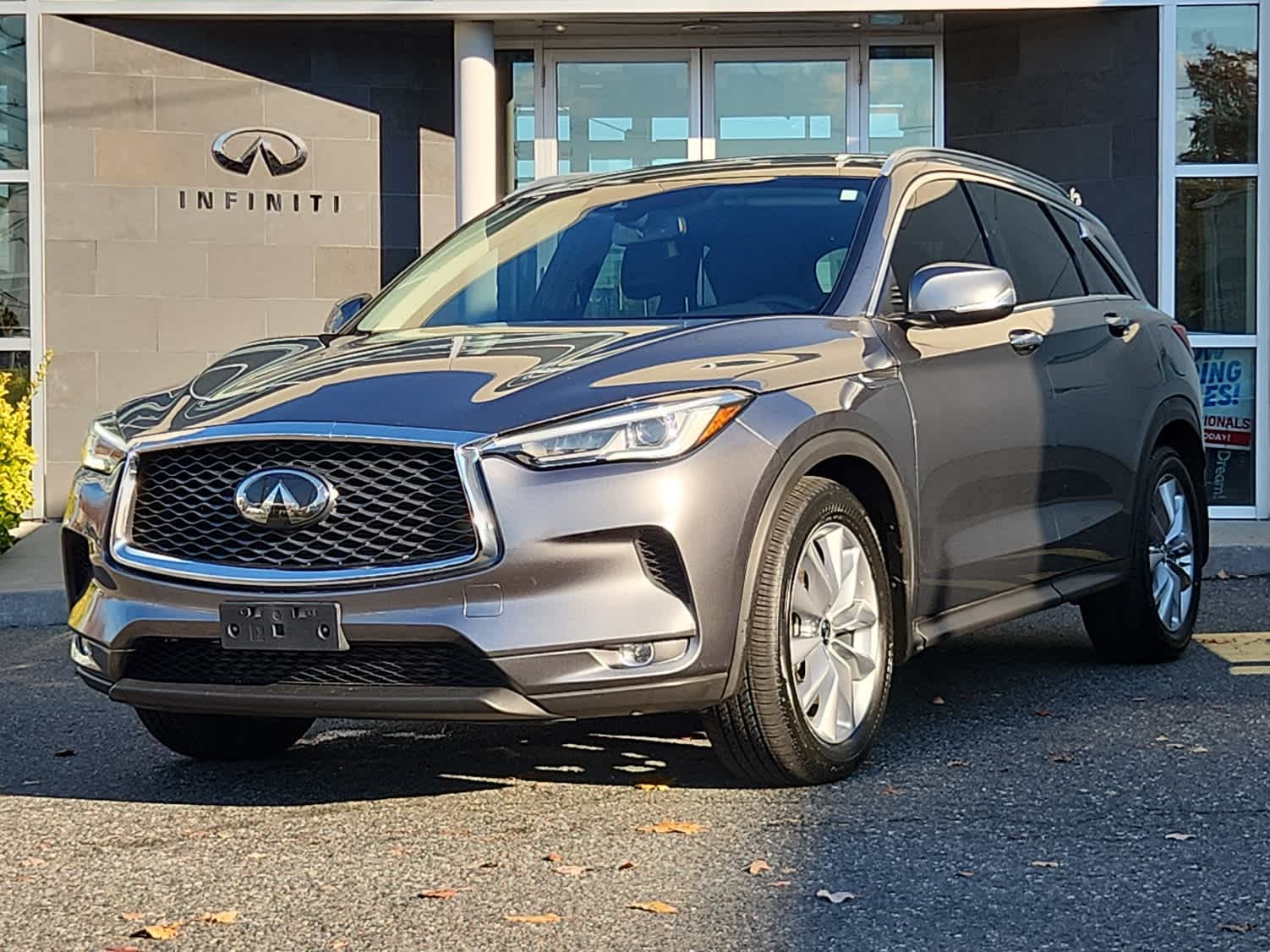 2022 Infiniti QX50 Essential AWD photo 4