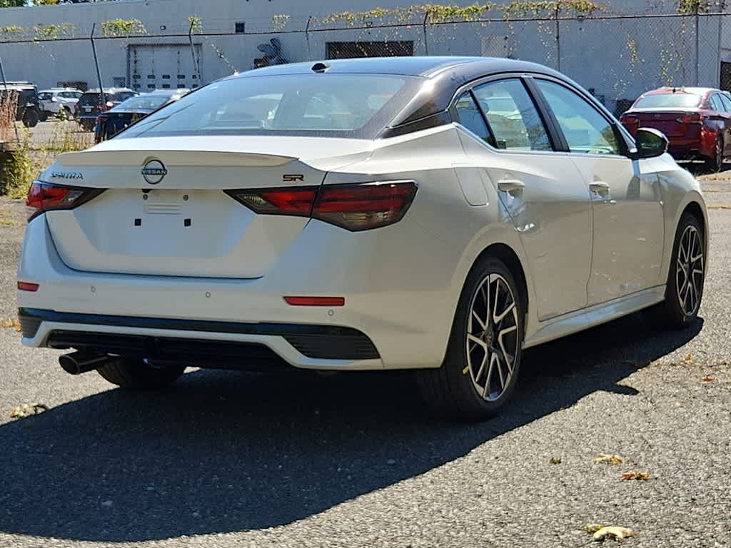 2025 Nissan Sentra SR photo 4