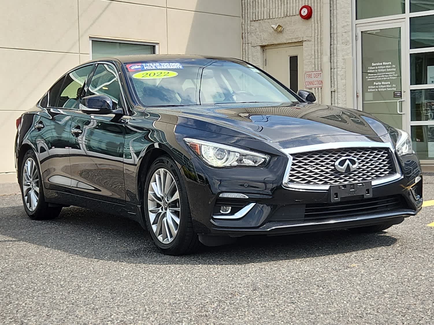 2022 Infiniti Q50 LUXE AWD photo 2