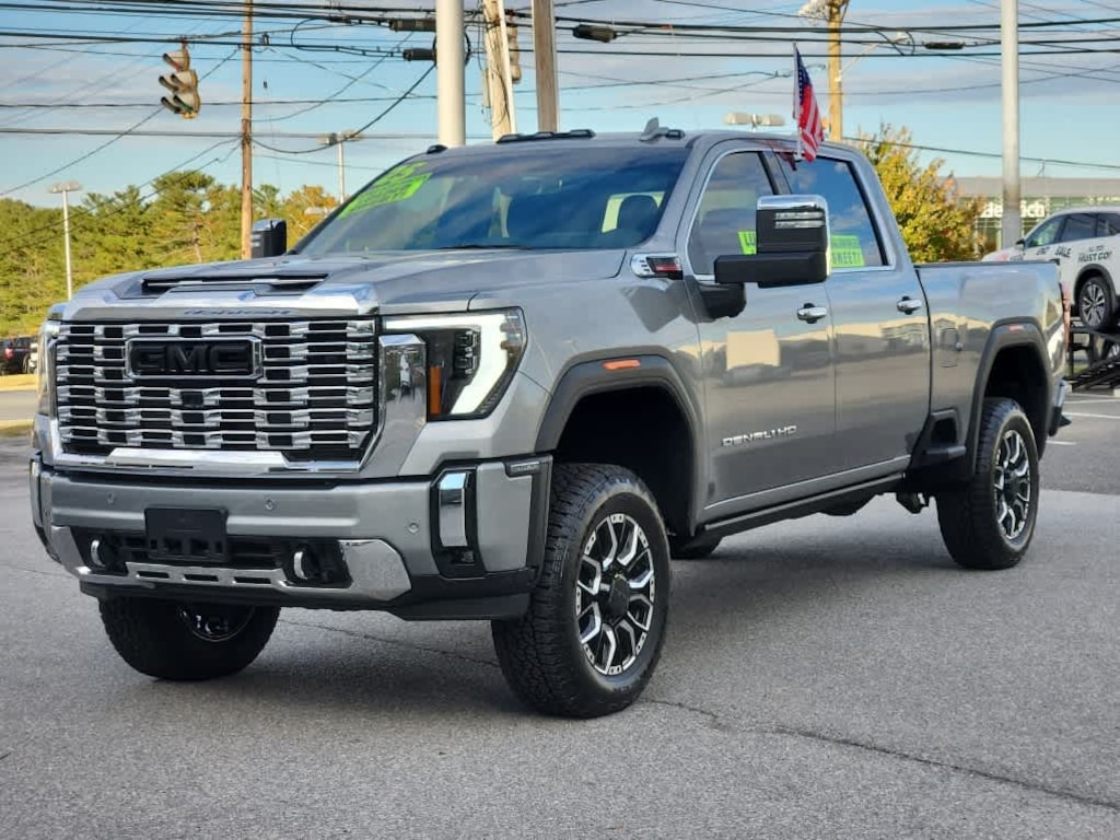 Used 2025 GMC Sierra 2500HD Denali 4WD Crew Cab 159 4WD Crew Cab 159